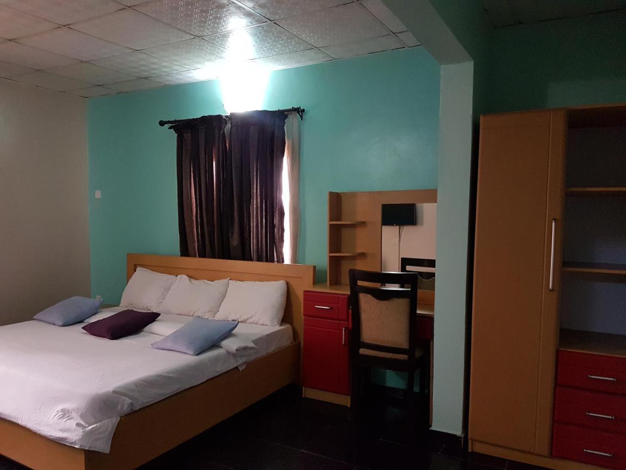 Chamcce Hotel Ajao Lagos Eksteriør bilde