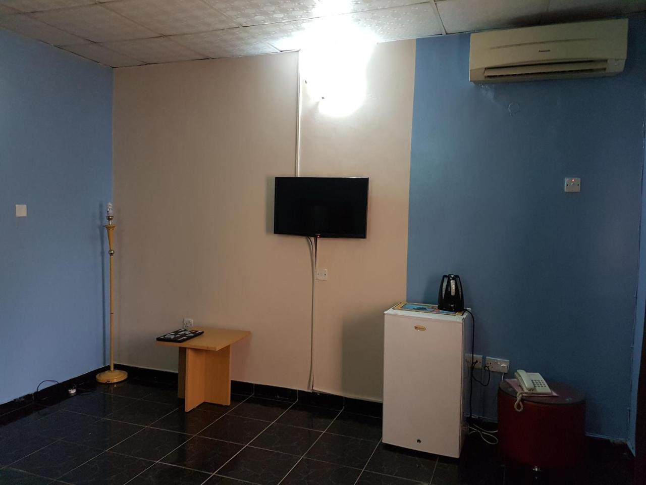 Chamcce Hotel Ajao Lagos Eksteriør bilde
